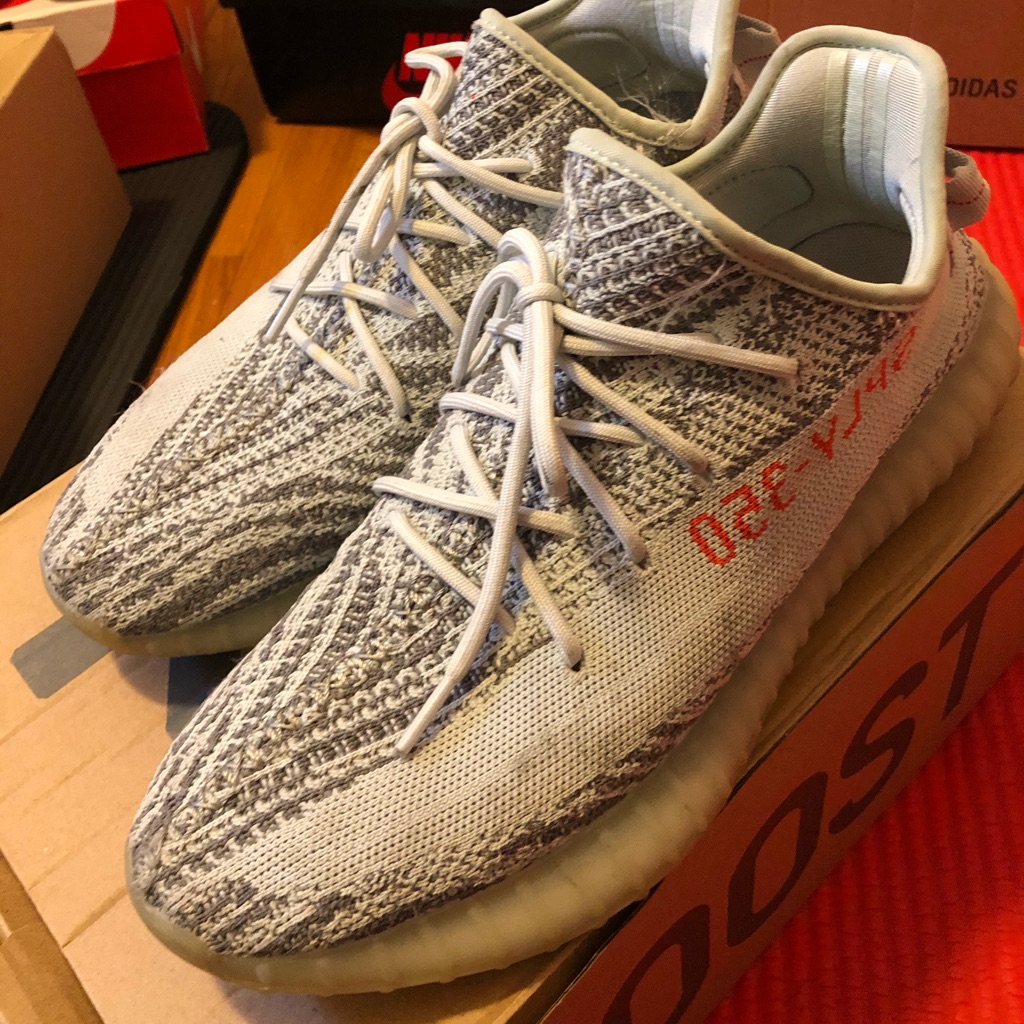 Yeezy 350 Blue Tint Sz 11
